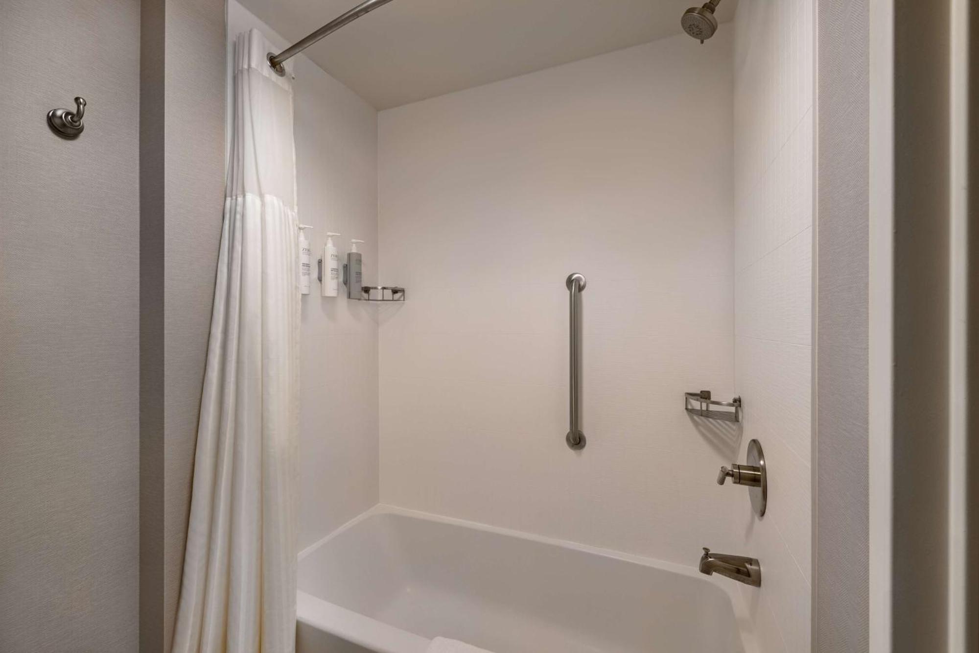 Homewood Suites Fredericksburg Exterior foto